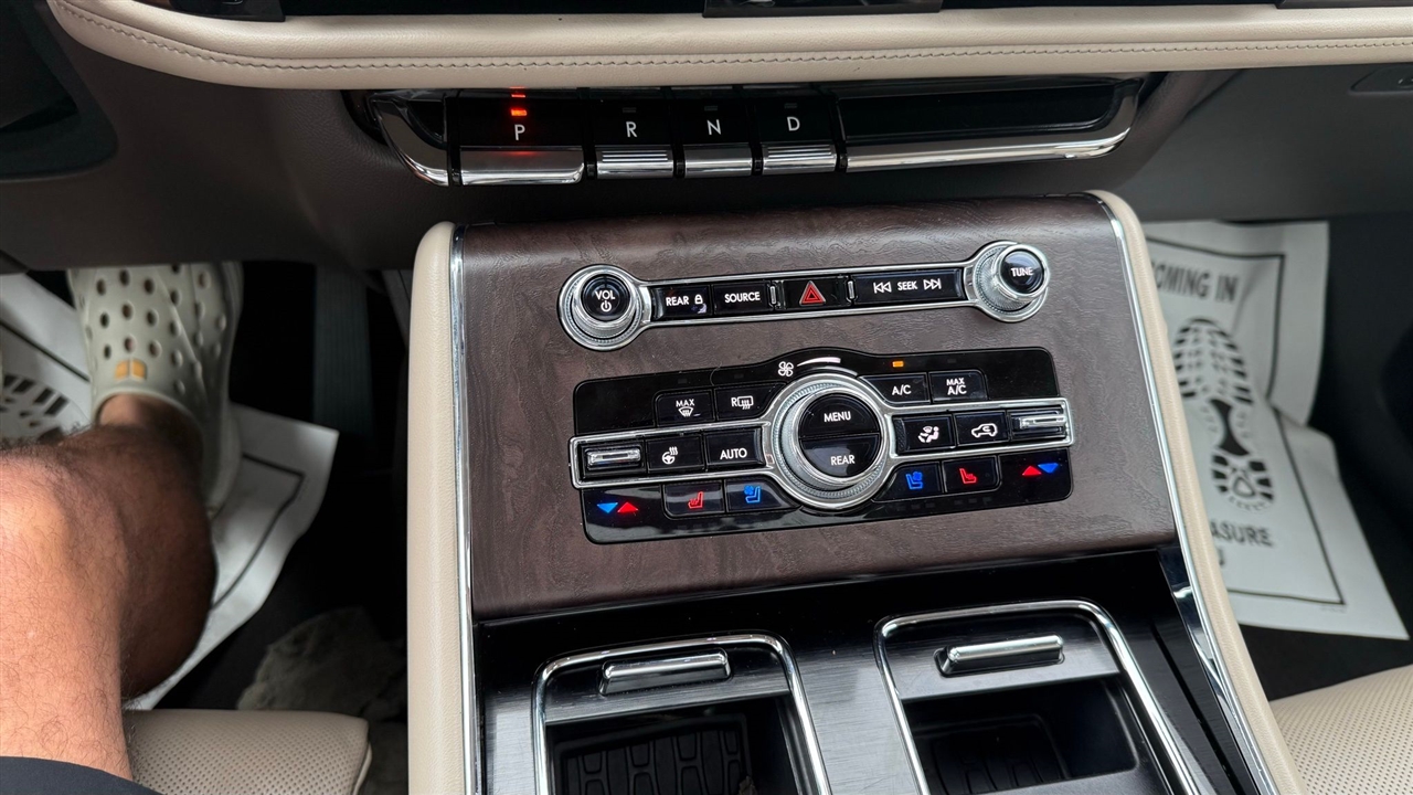 Lincoln Aviator  2022 Lincoln Aviator  2022