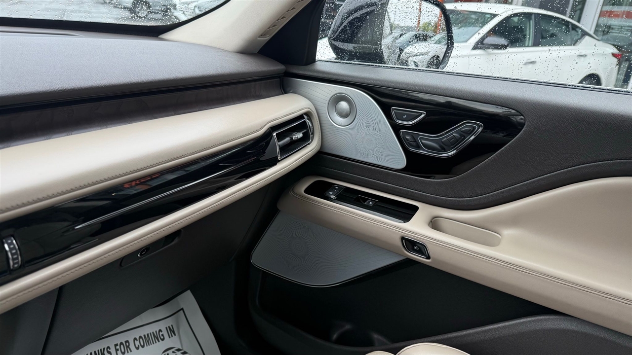 Lincoln Aviator  2022 Lincoln Aviator  2022