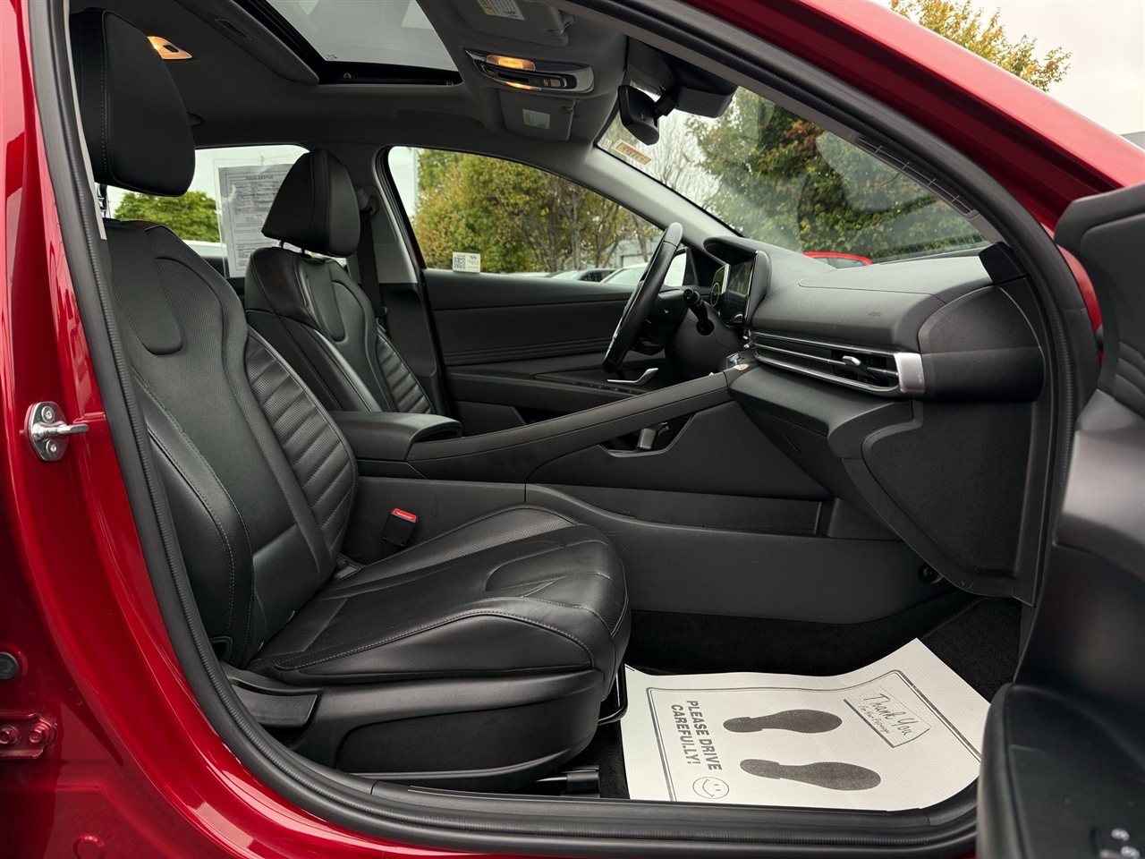 Hyundai Elantra  2024