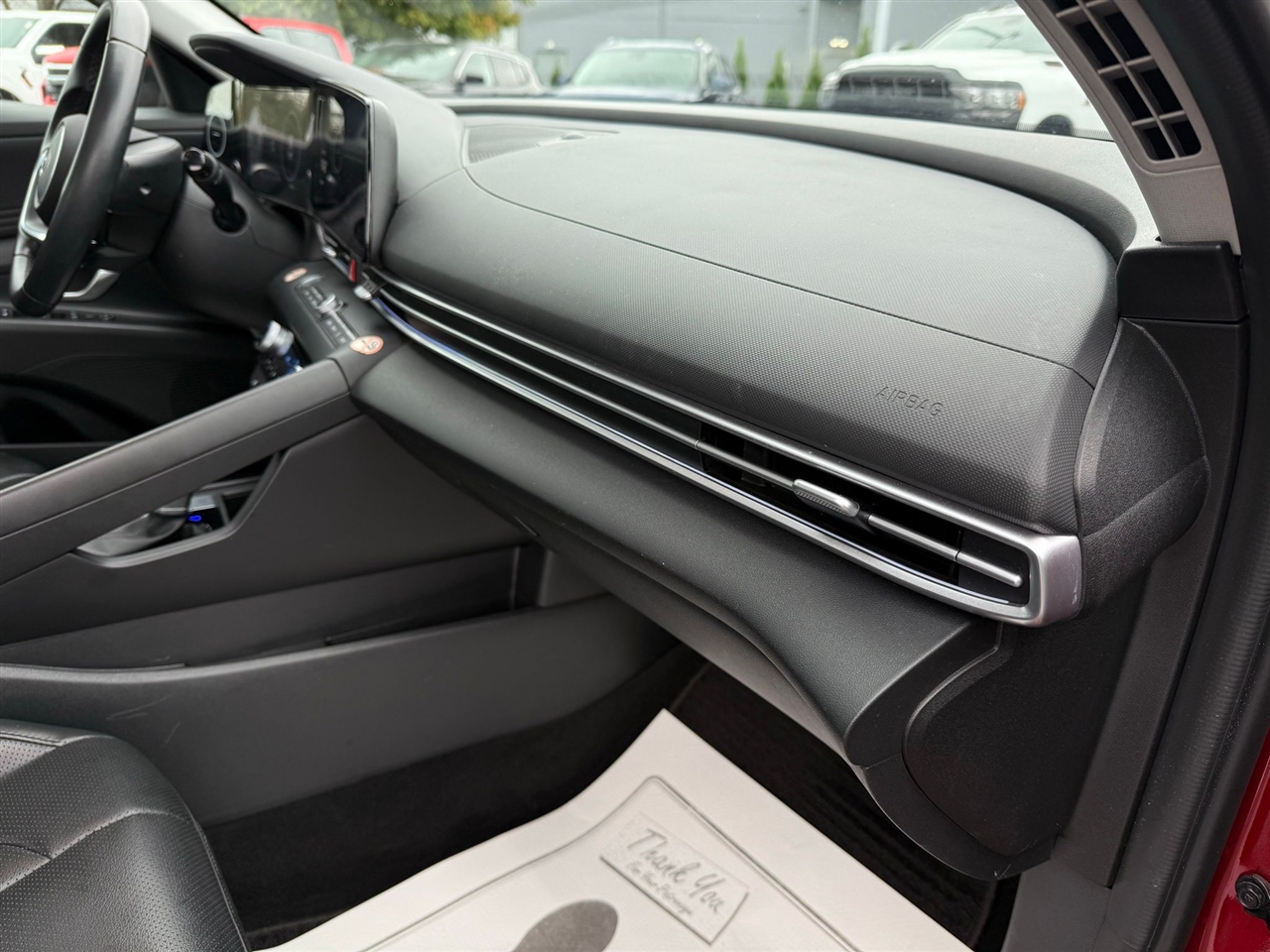 Hyundai Elantra  2024