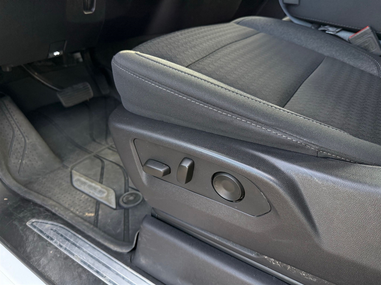 Chevrolet Silverado 1500  2024