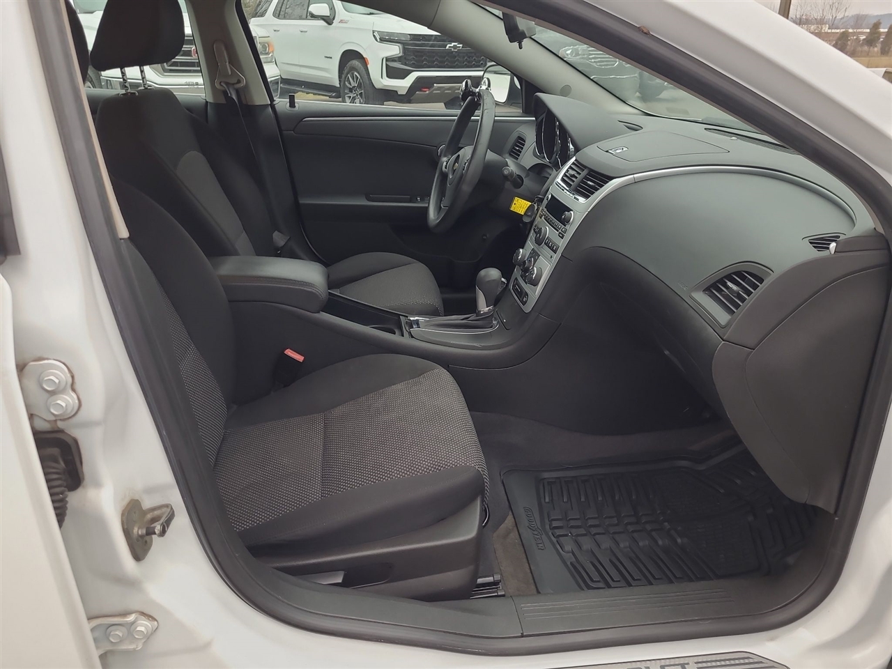 Chevrolet Malibu  2011