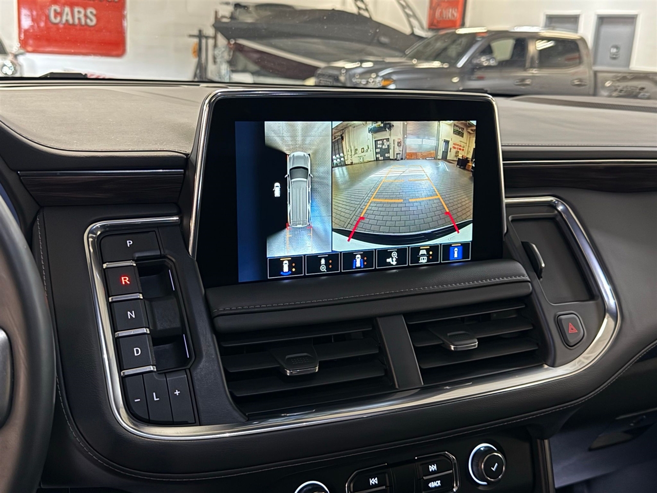 Chevrolet Tahoe  2023