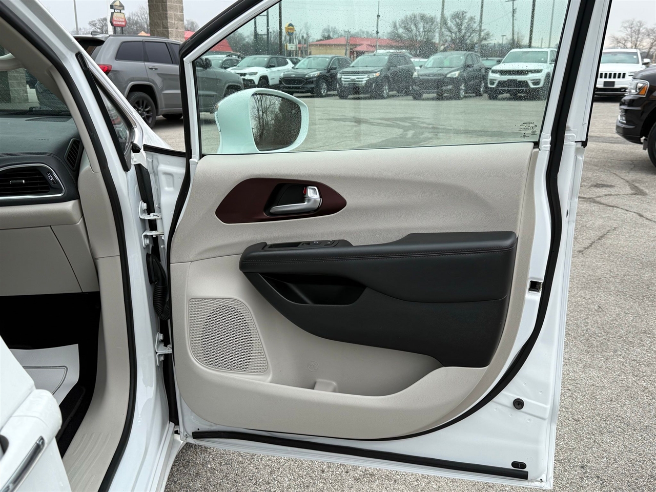 Chrysler Pacifica  2020