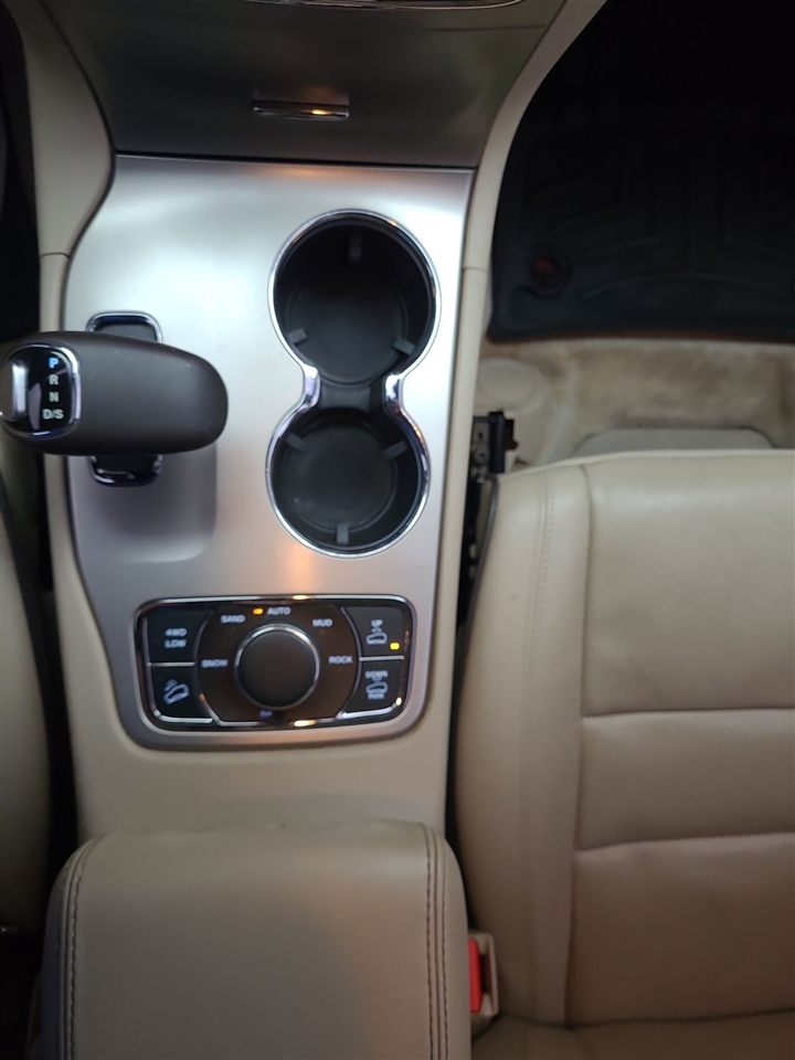 Jeep Grand Cherokee  2015