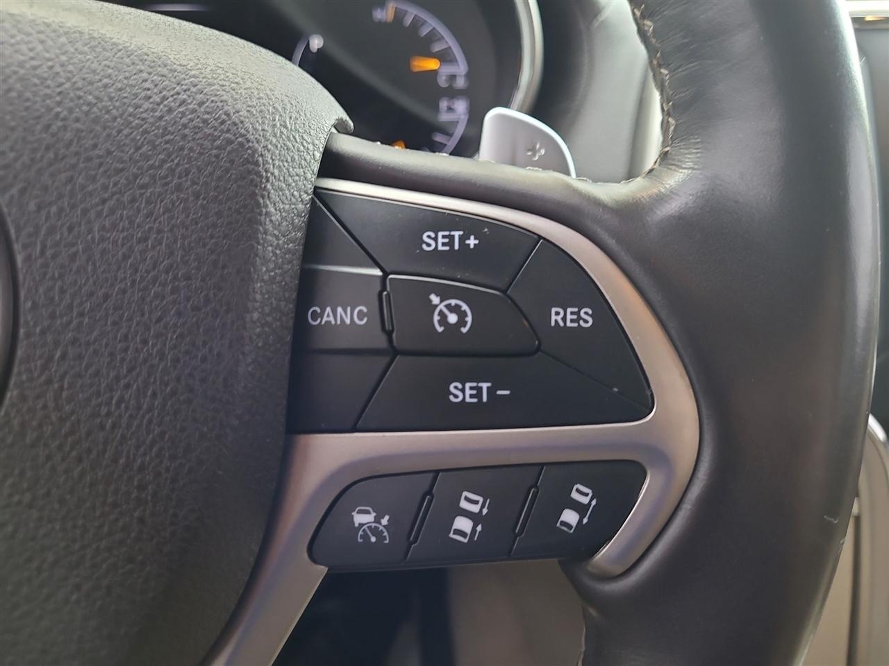 Jeep Grand Cherokee  2015