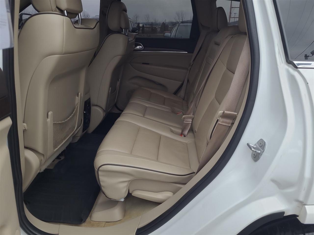 Jeep Grand Cherokee  2015