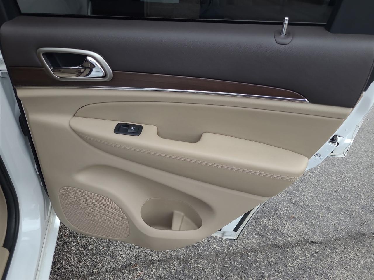 Jeep Grand Cherokee  2015