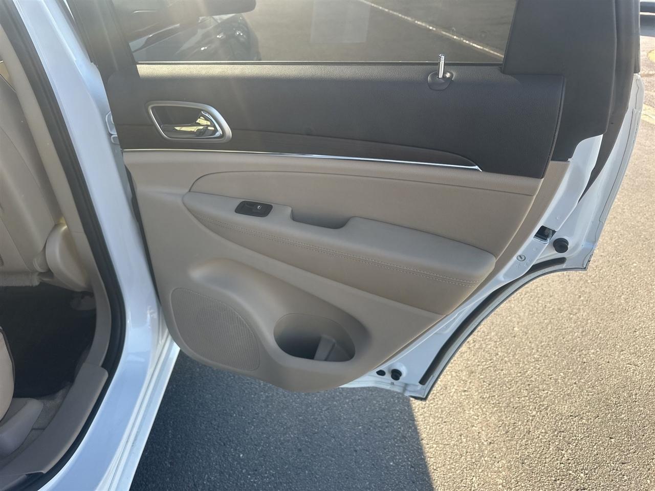 Jeep Grand Cherokee  2015