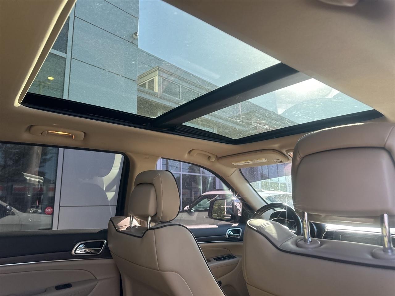 Jeep Grand Cherokee  2015