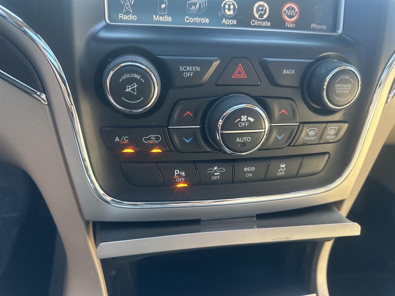 Jeep Grand Cherokee  2015