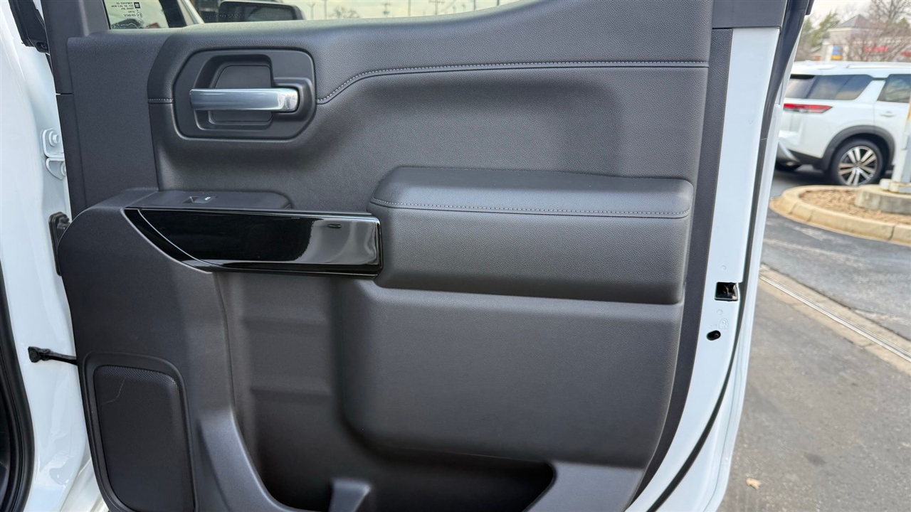 Chevrolet Silverado 1500  2021