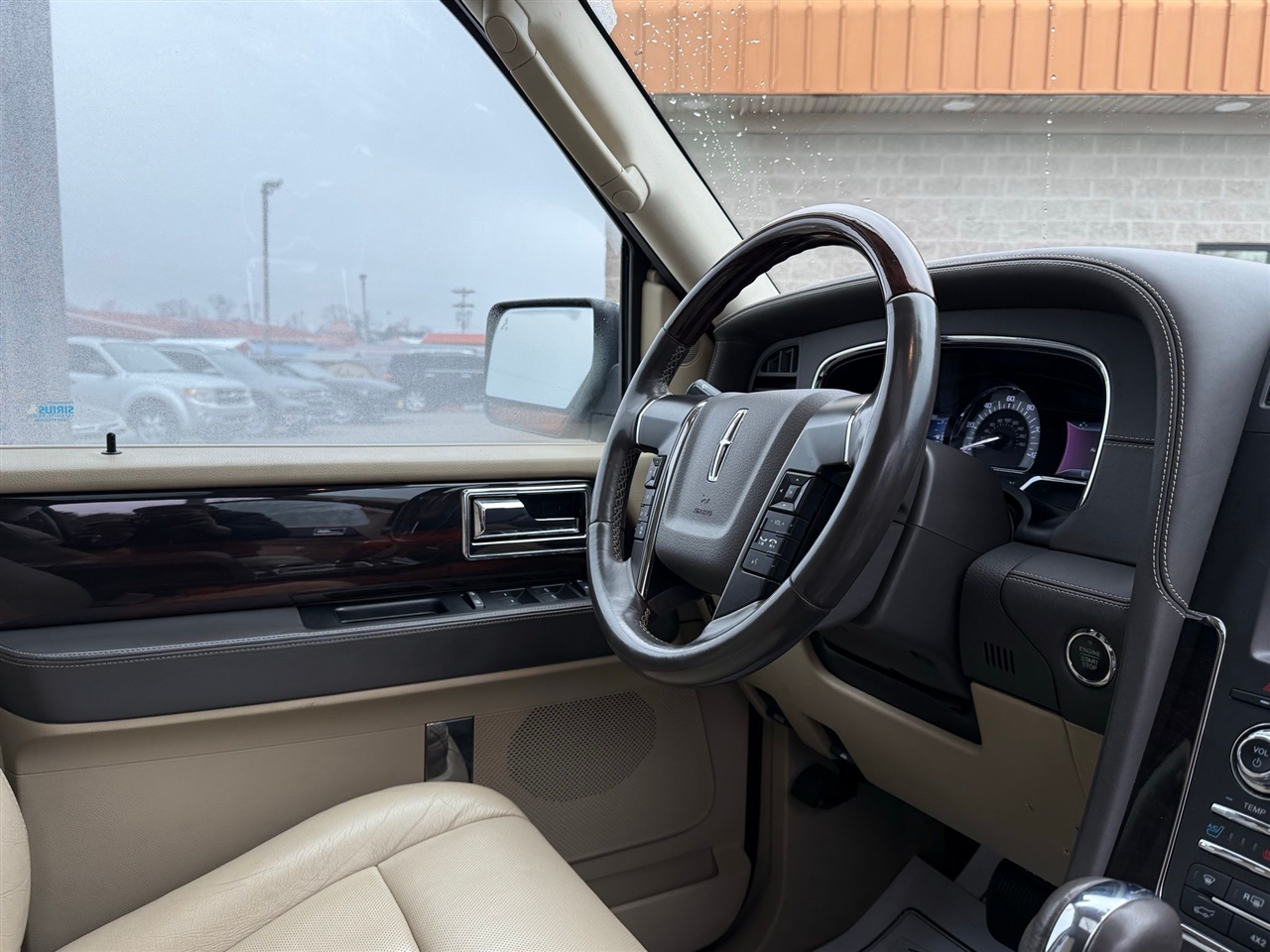 Lincoln Navigator  2015