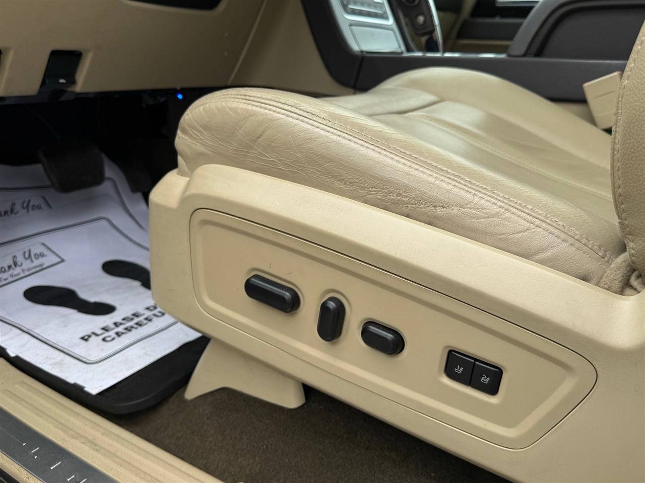 Lincoln Navigator  2015