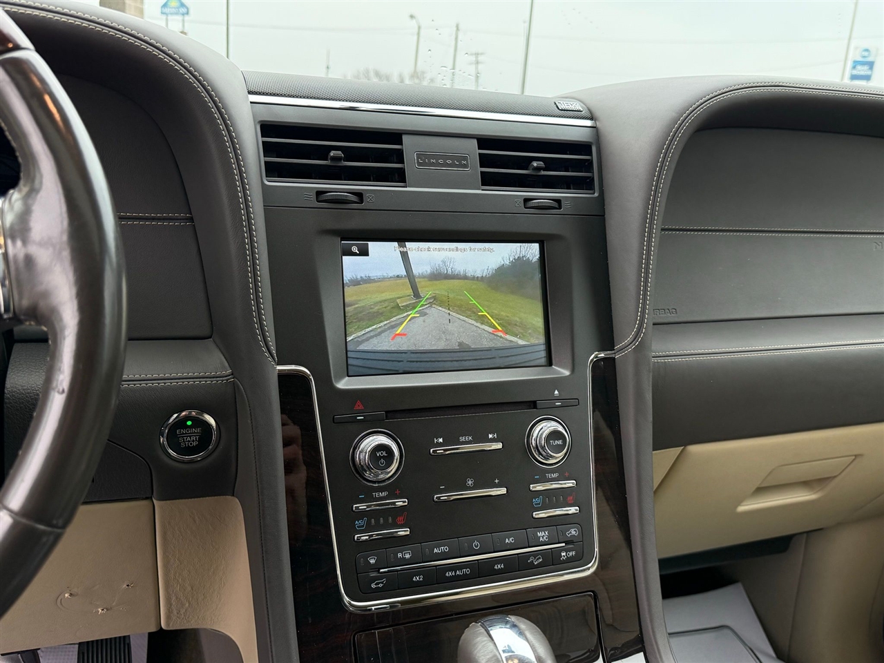 Lincoln Navigator  2015