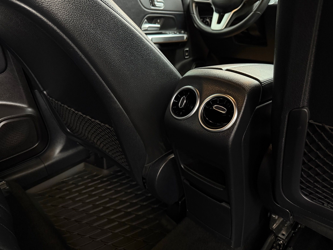 Mercedes-Benz GLB-Class  2020