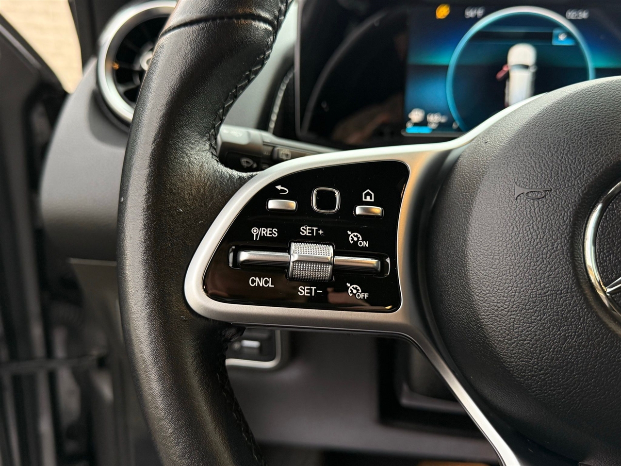 Mercedes-Benz GLB-Class  2020