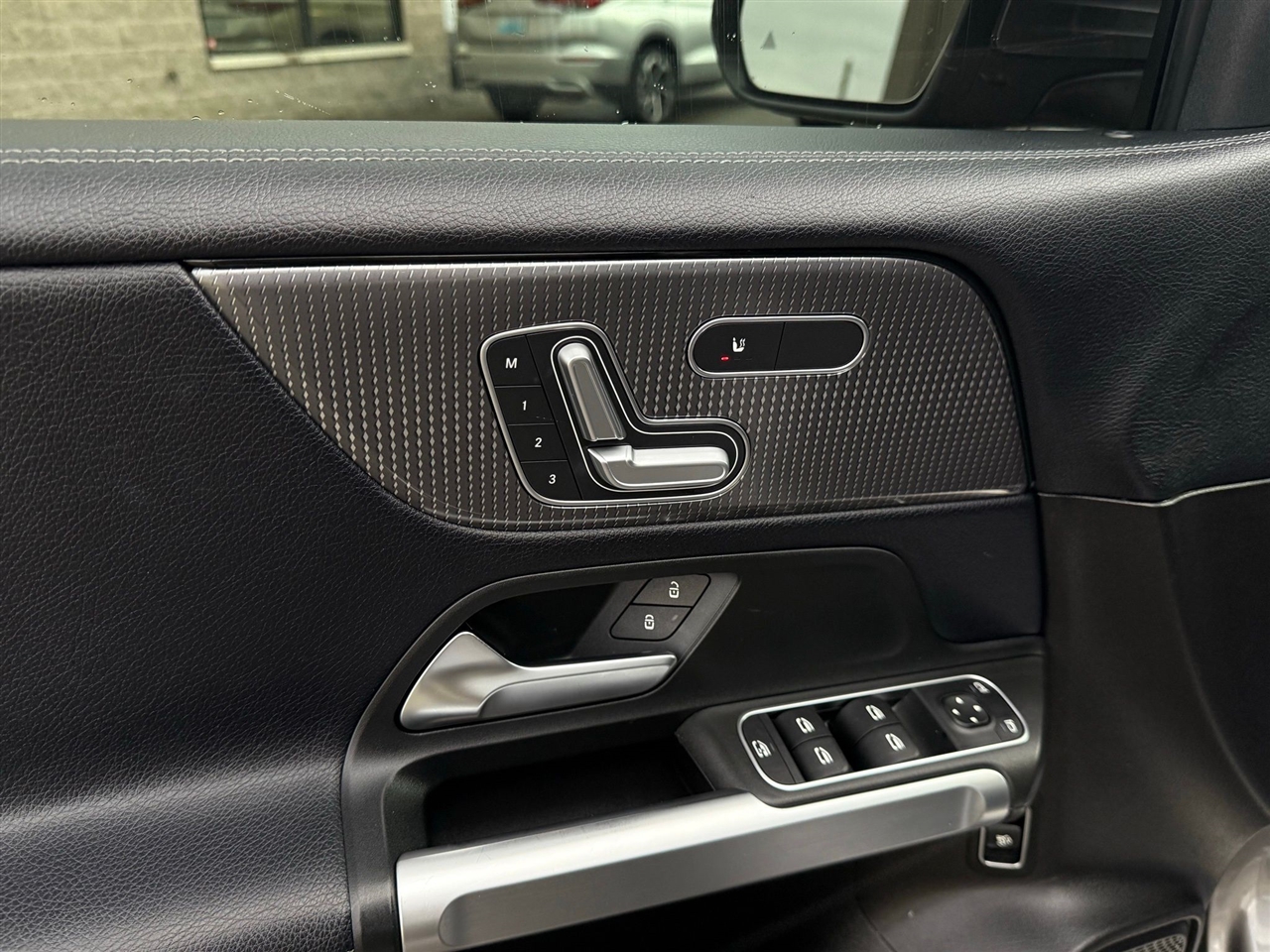 Mercedes-Benz GLB-Class  2020