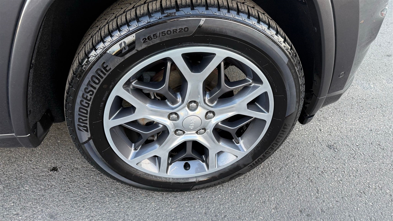 Jeep Grand Cherokee  2019