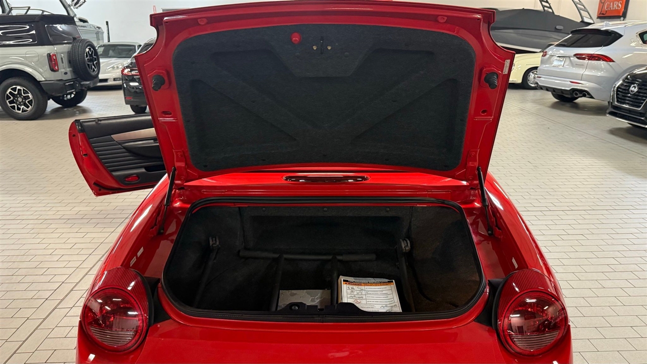 Ford Thunderbird  2005