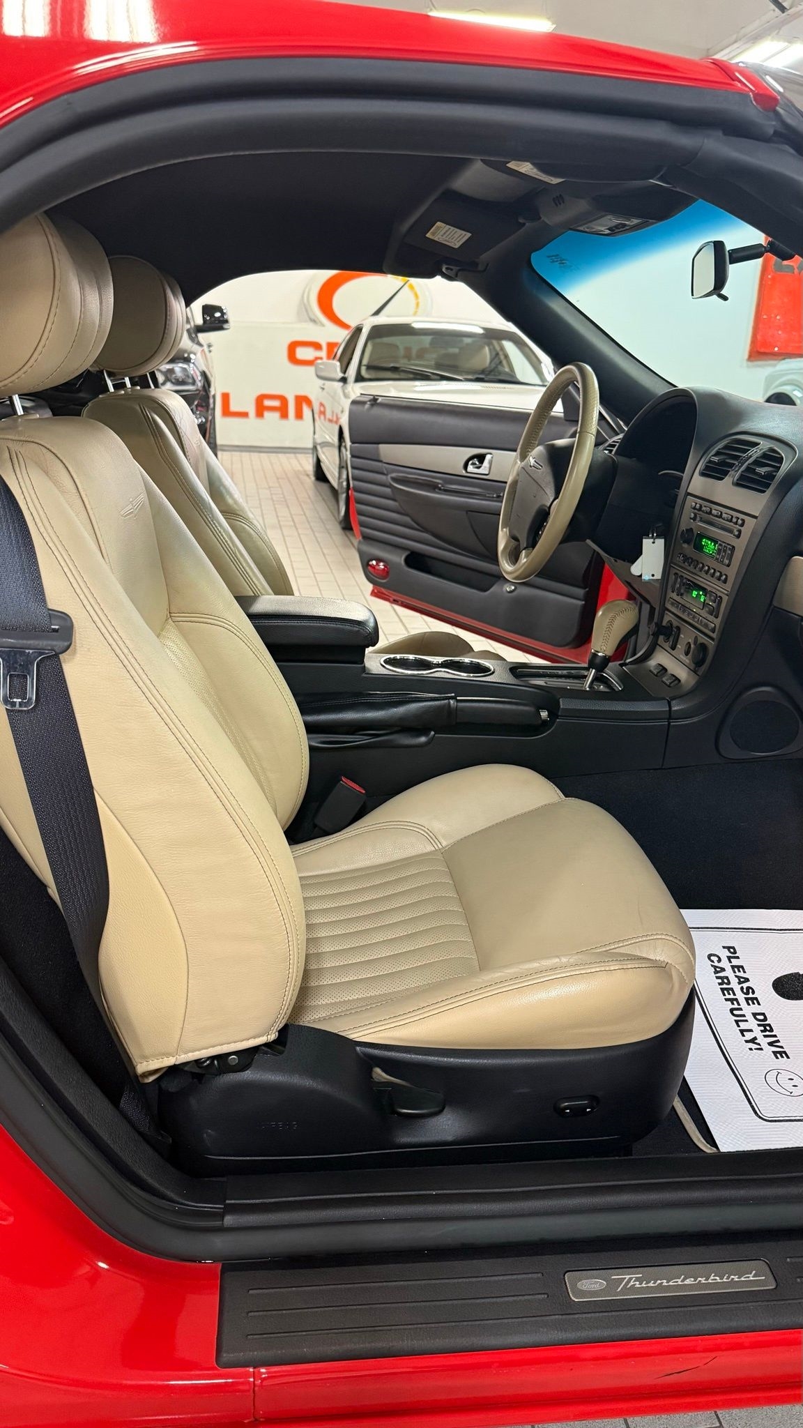 Ford Thunderbird  2005