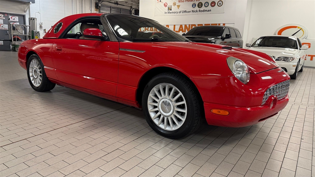 Ford Thunderbird  2005
