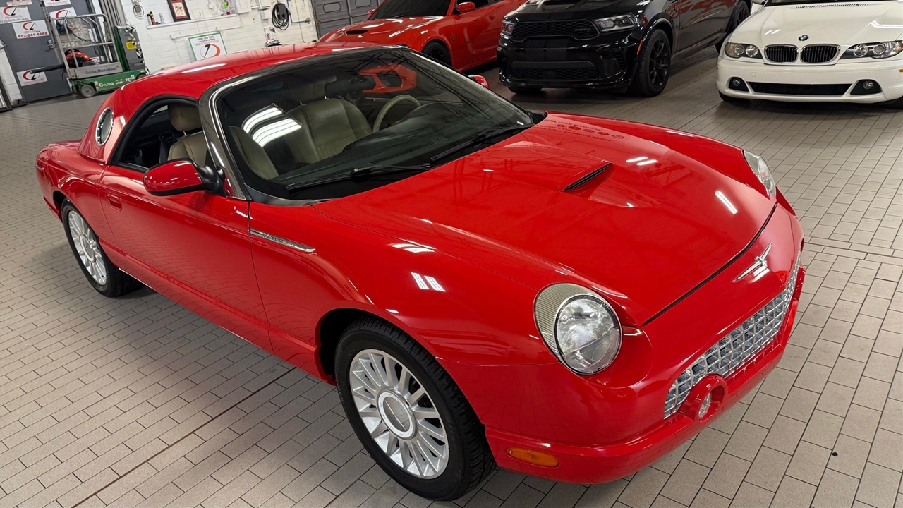 Ford Thunderbird  2005