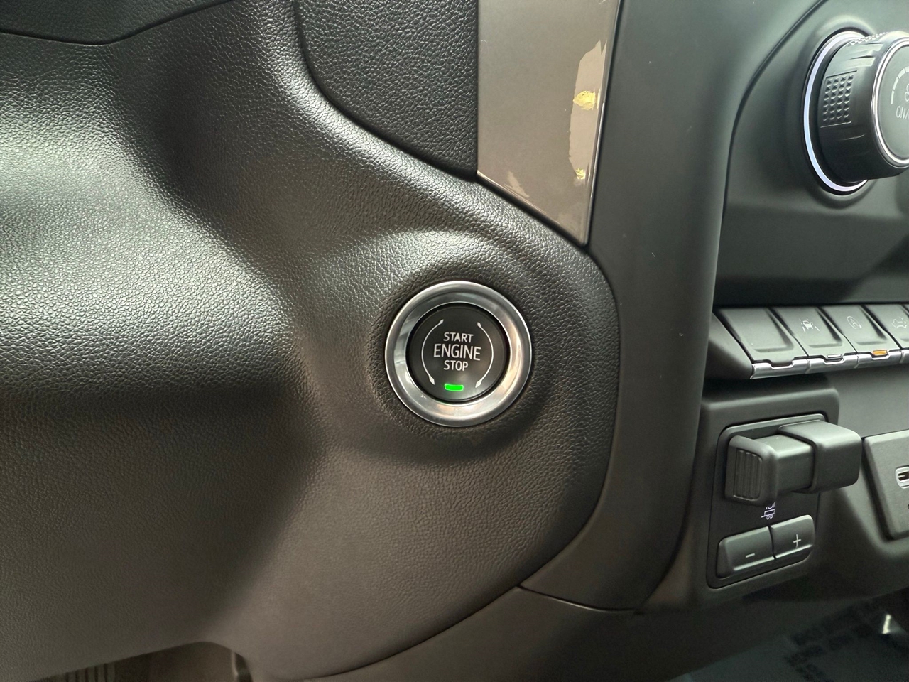 Chevrolet Silverado 1500  2023