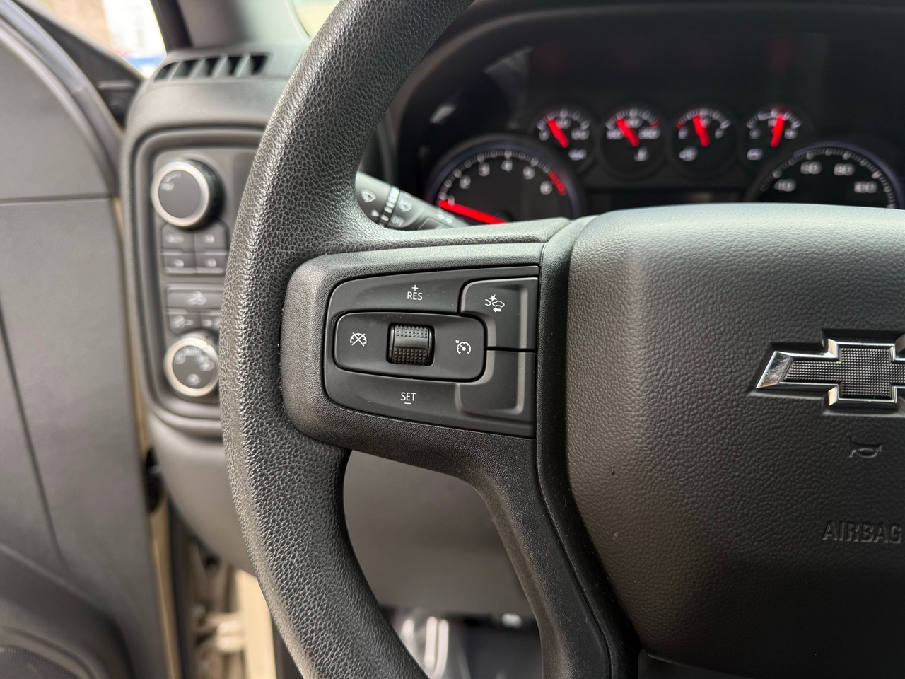 Chevrolet Silverado 1500  2023