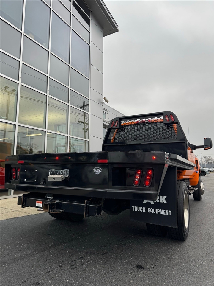 Chevrolet Silverado Medium Duty  2022