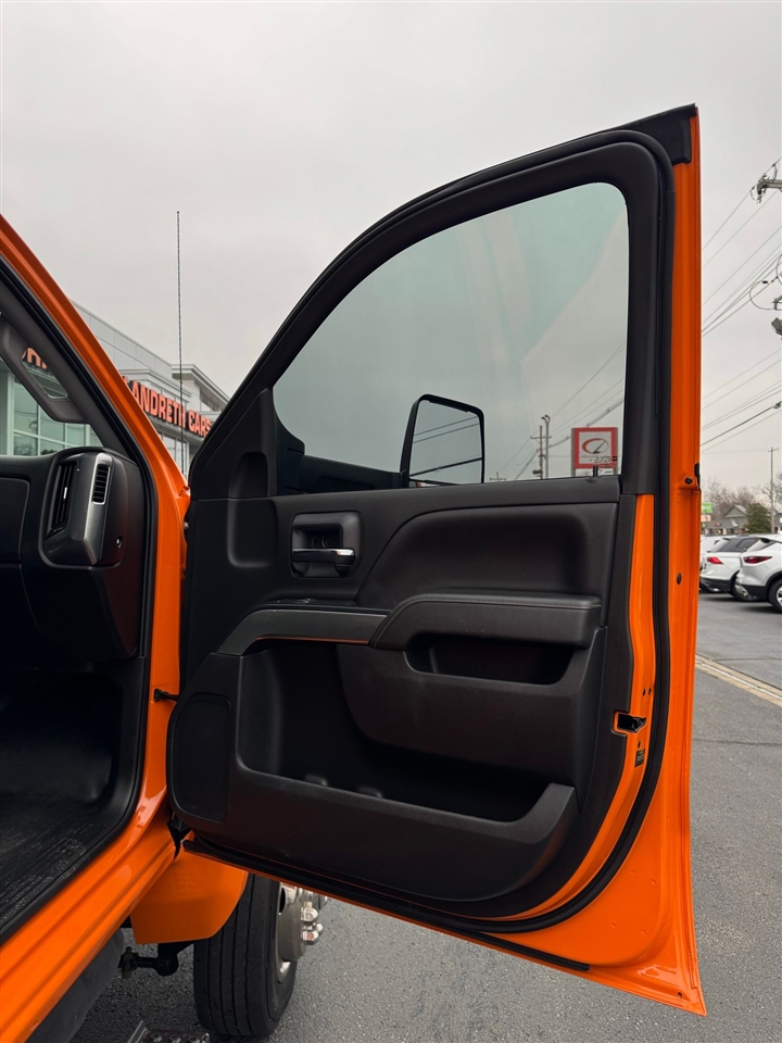 Chevrolet Silverado Medium Duty  2022