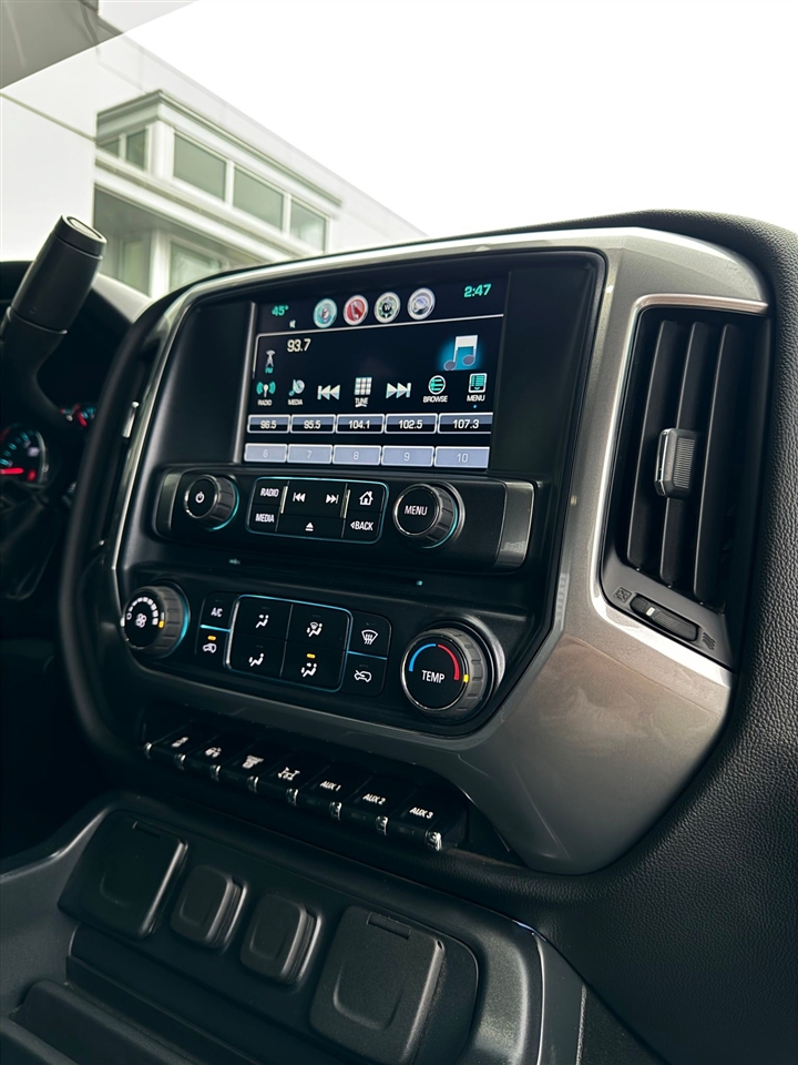 Chevrolet Silverado Medium Duty  2022