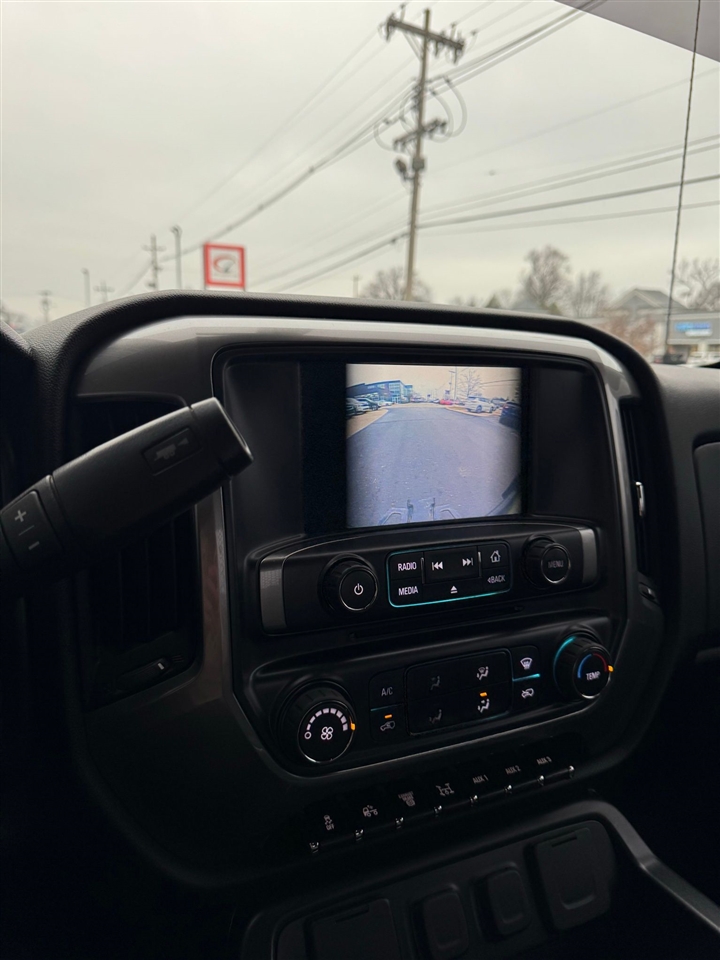 Chevrolet Silverado Medium Duty  2022
