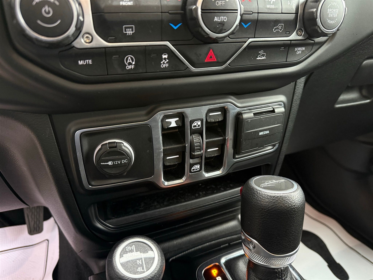 Jeep Gladiator  2021