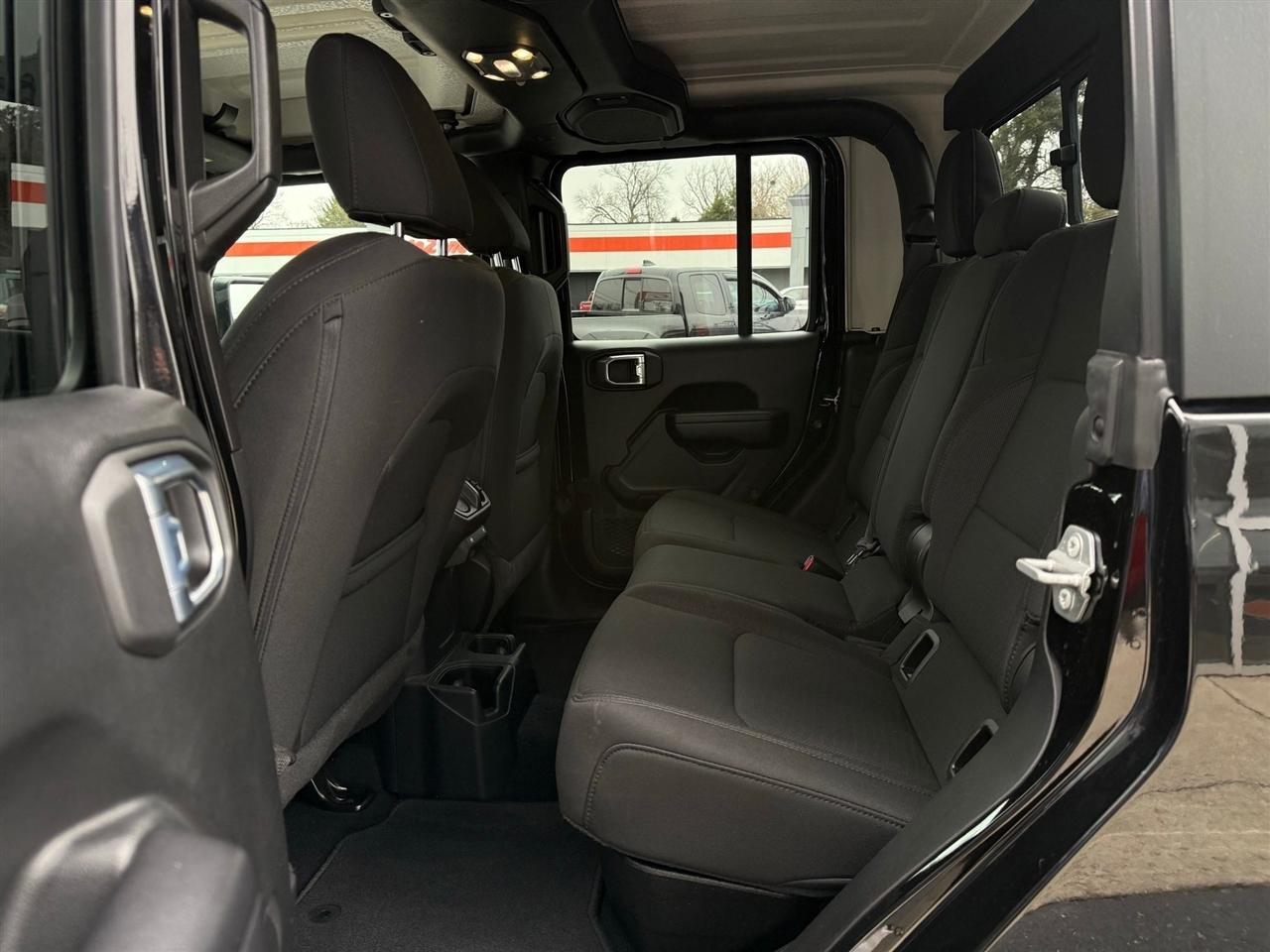 Jeep Gladiator  2021