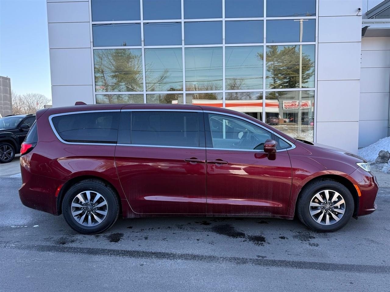 Chrysler Pacifica Hybrid  2022