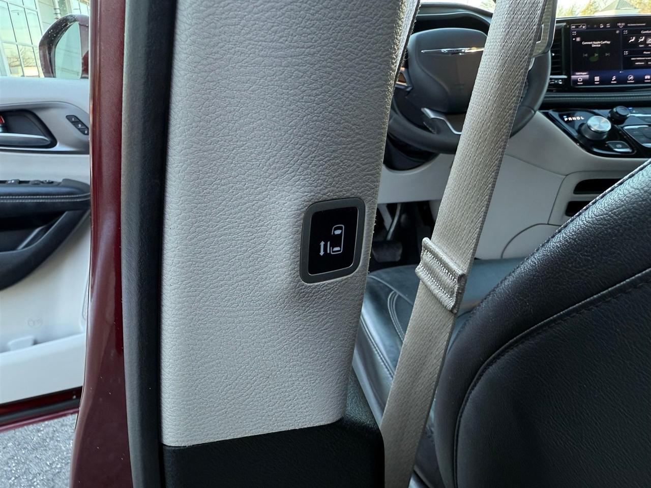 Chrysler Pacifica Hybrid  2022