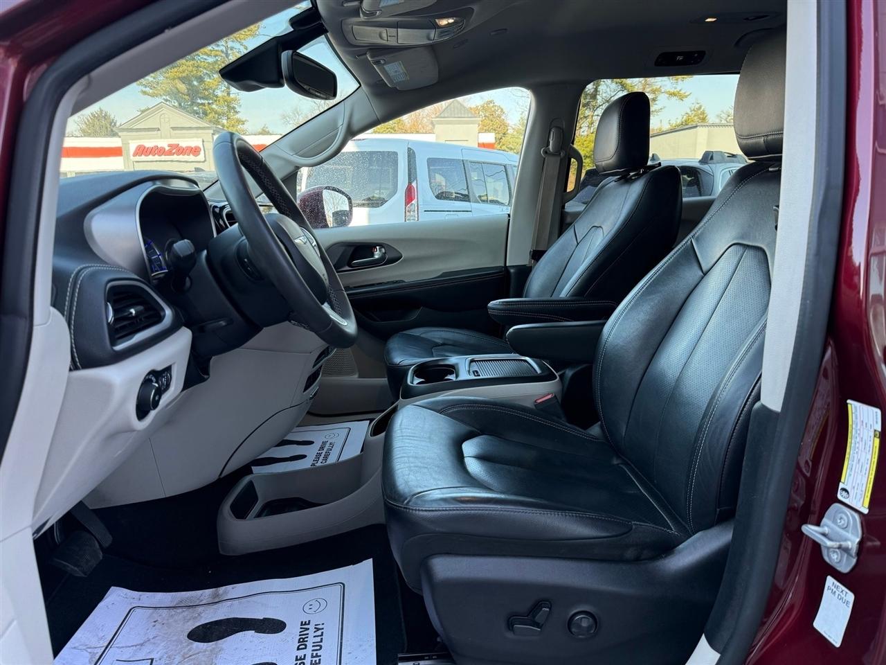 Chrysler Pacifica Hybrid  2022