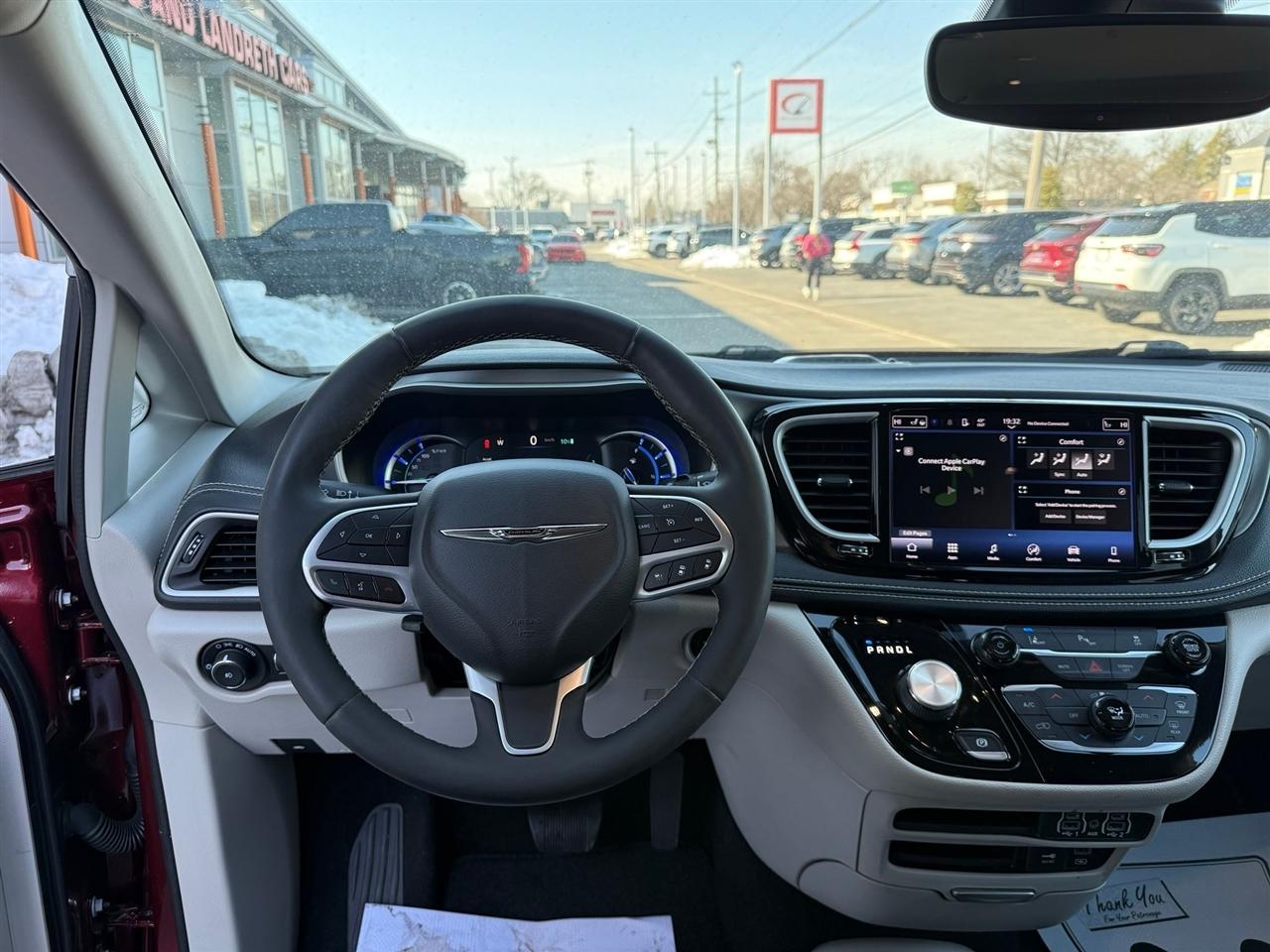 Chrysler Pacifica Hybrid  2022