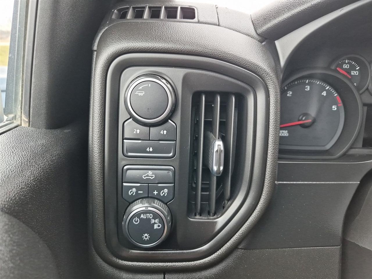 Chevrolet Silverado 2500HD  2021