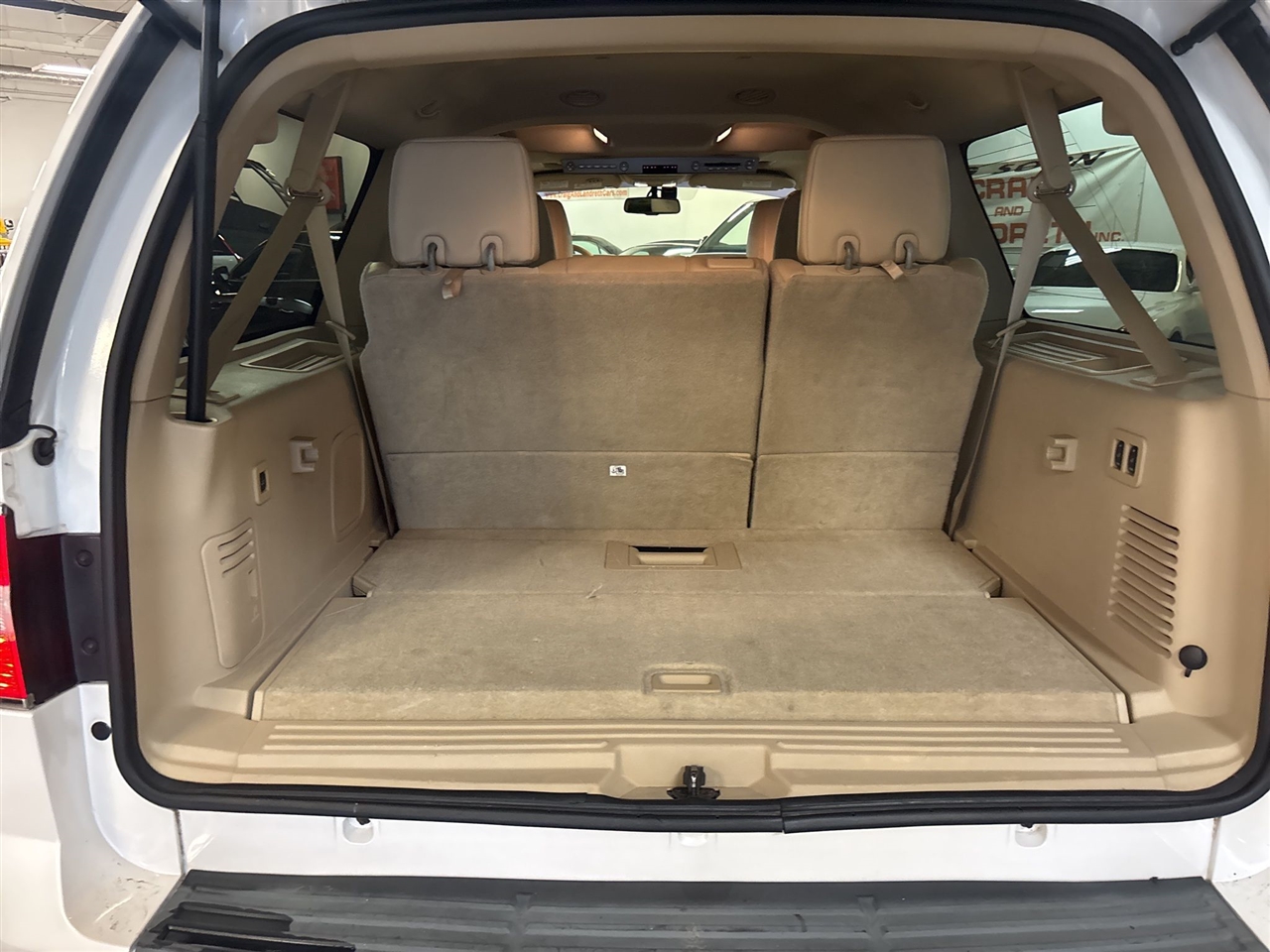 Lincoln Navigator L  2010