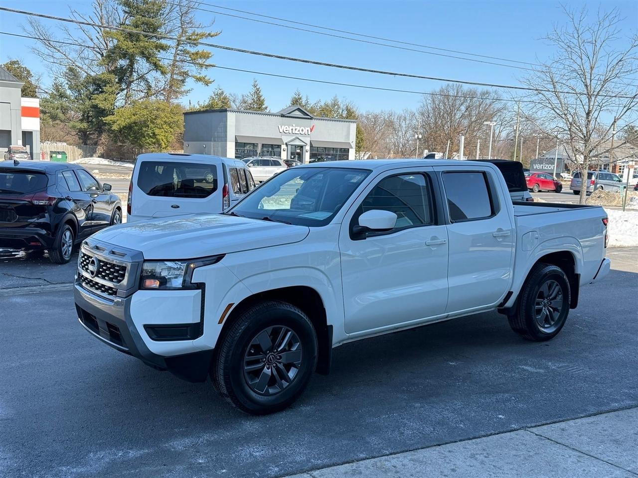 Nissan Frontier  2025