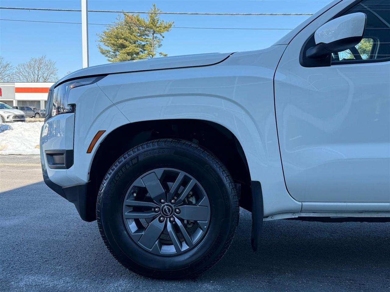 Nissan Frontier  2025