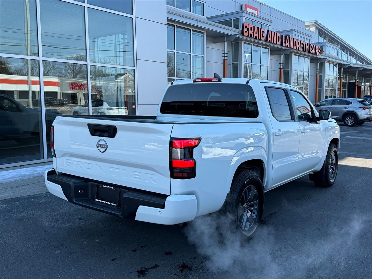 Nissan Frontier  2025