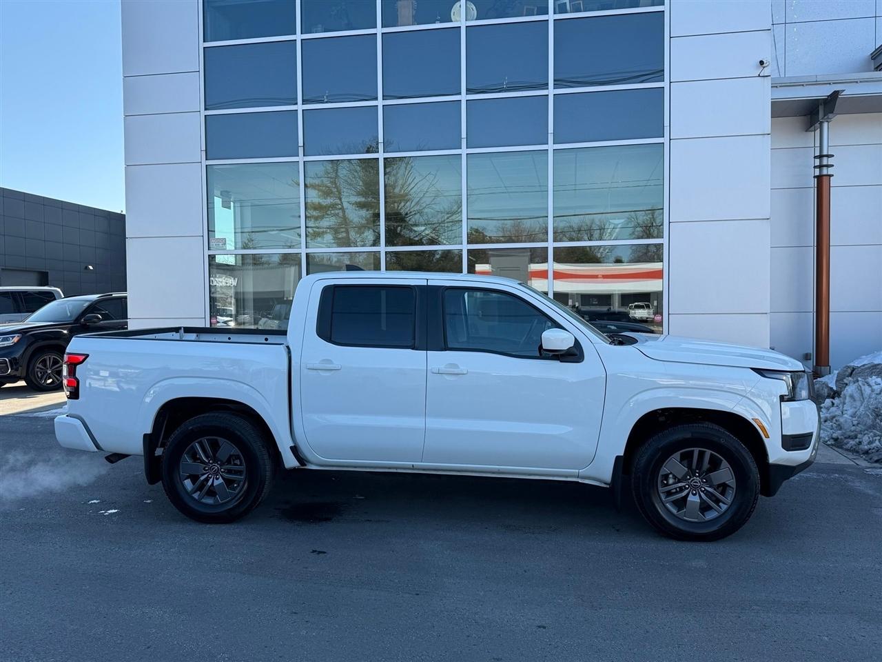 Nissan Frontier  2025