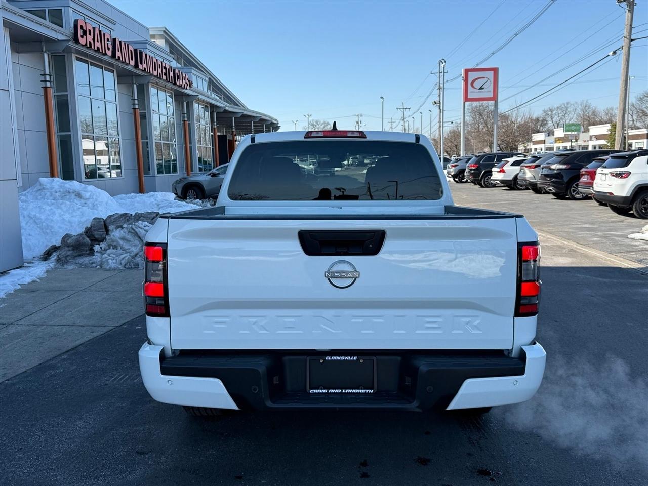 Nissan Frontier  2025