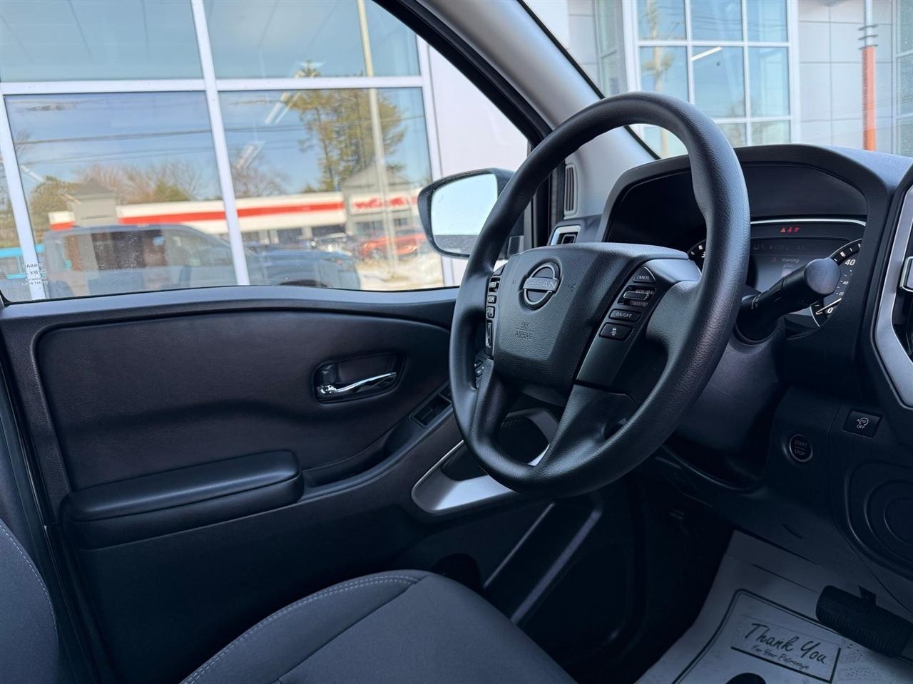 Nissan Frontier  2025