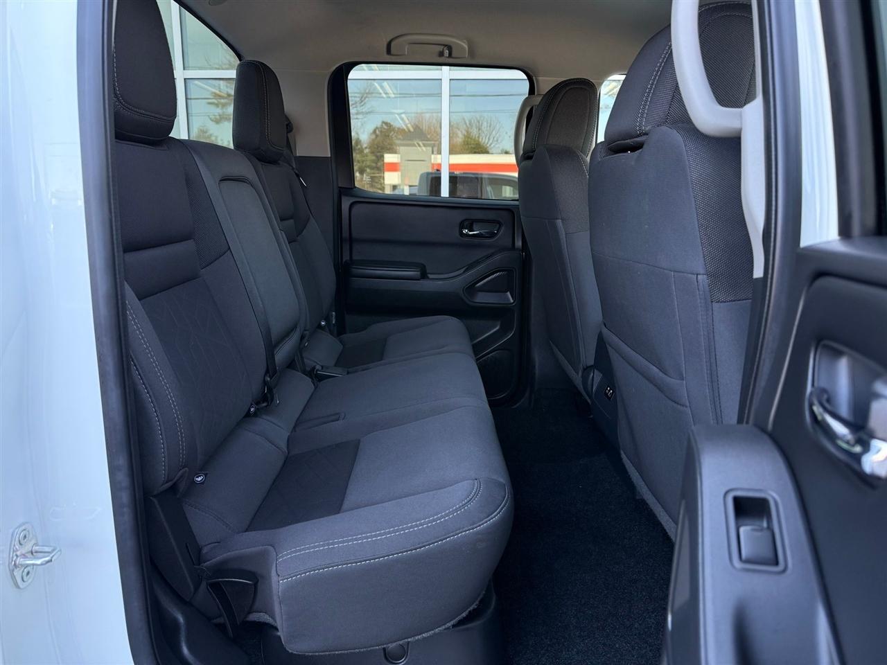 Nissan Frontier  2025