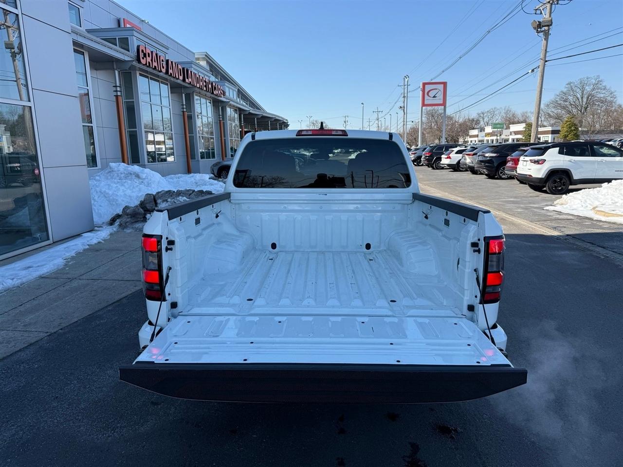 Nissan Frontier  2025