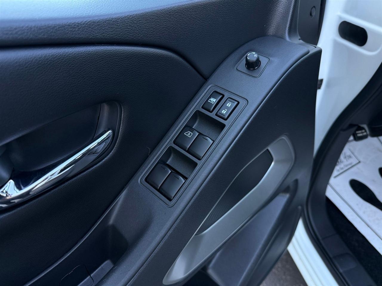 Nissan Frontier  2025